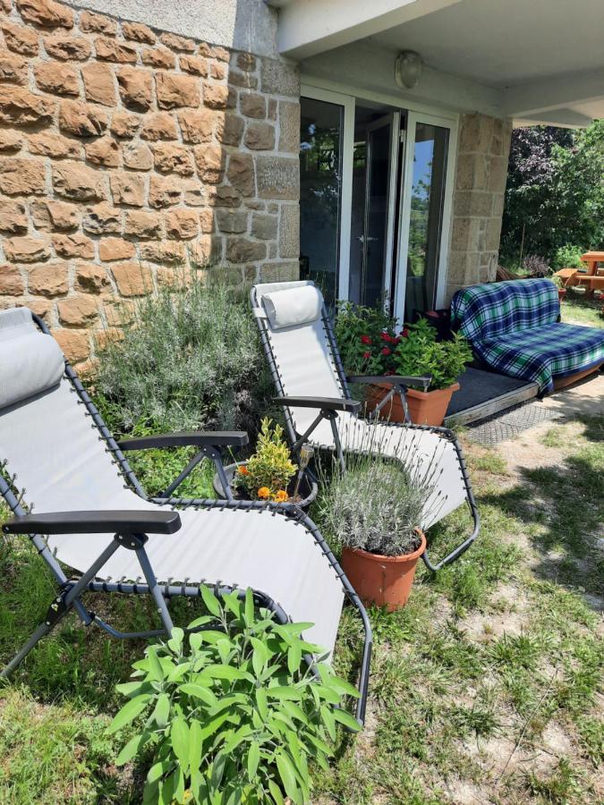 Les Coteaux De Planeze, Maison Et Jardin Dans Le Lot! Chambres Chez L'Habitant! Belmont-Bretenoux Екстер'єр фото